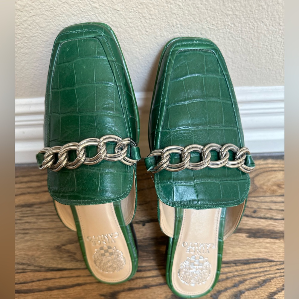 Vince Camuto Rachey Leather Mule with Chain Detail